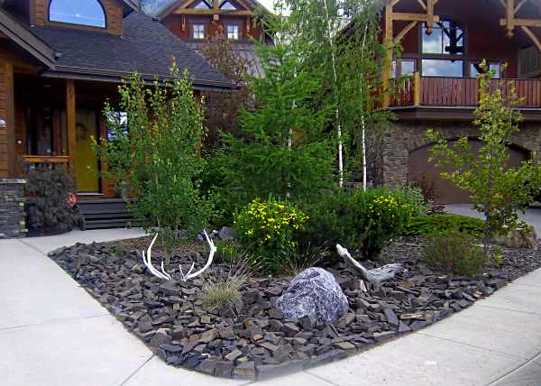 Front Yard Landscaping Ideas with Rocks